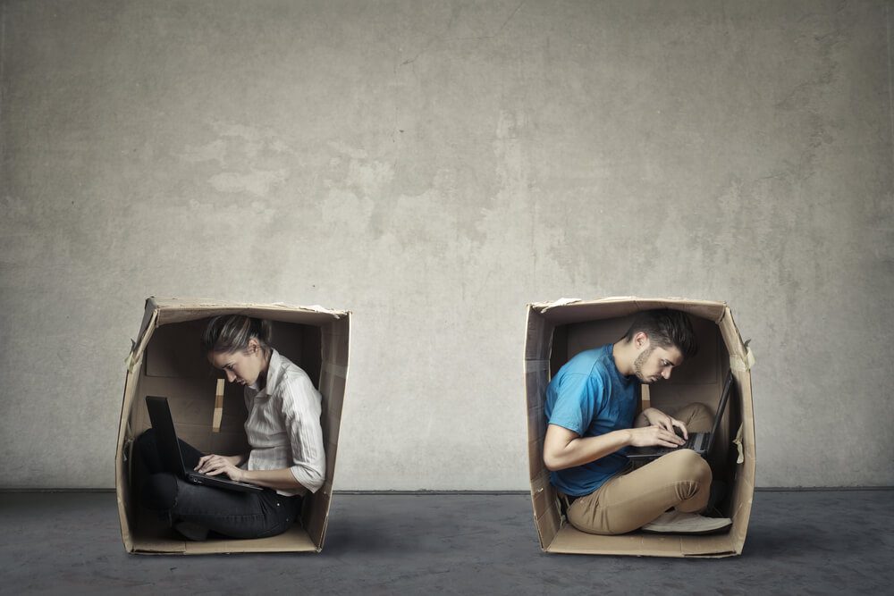 Internal versus external sources of recruitment